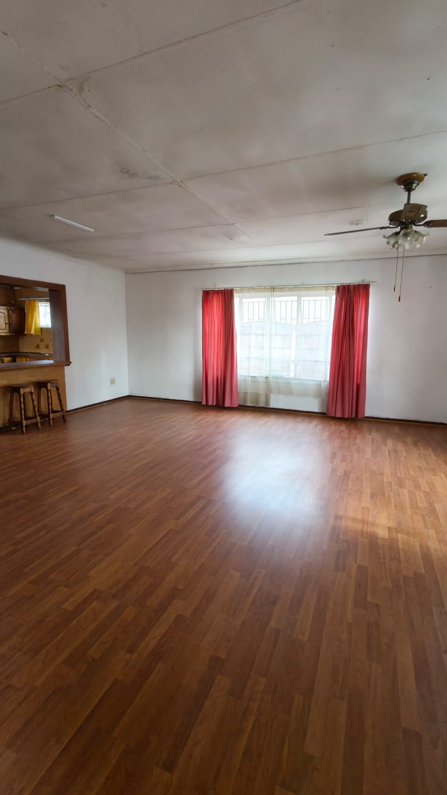 5 Bedroom Property for Sale in Hennenman Free State